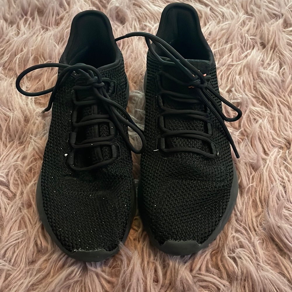 7 1/2 Addidas black tubular womens